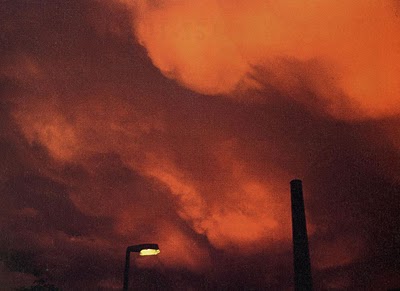 06.11.2013 Nan Goldin - The sky on the twilight of Philippine's death 1997